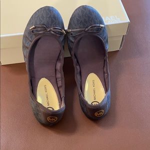 NEW MIchael Kors City Ballet